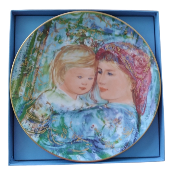 Vintage Hibel "Michelle & Anna Mother's Day Plate. - Picture 1 of 7